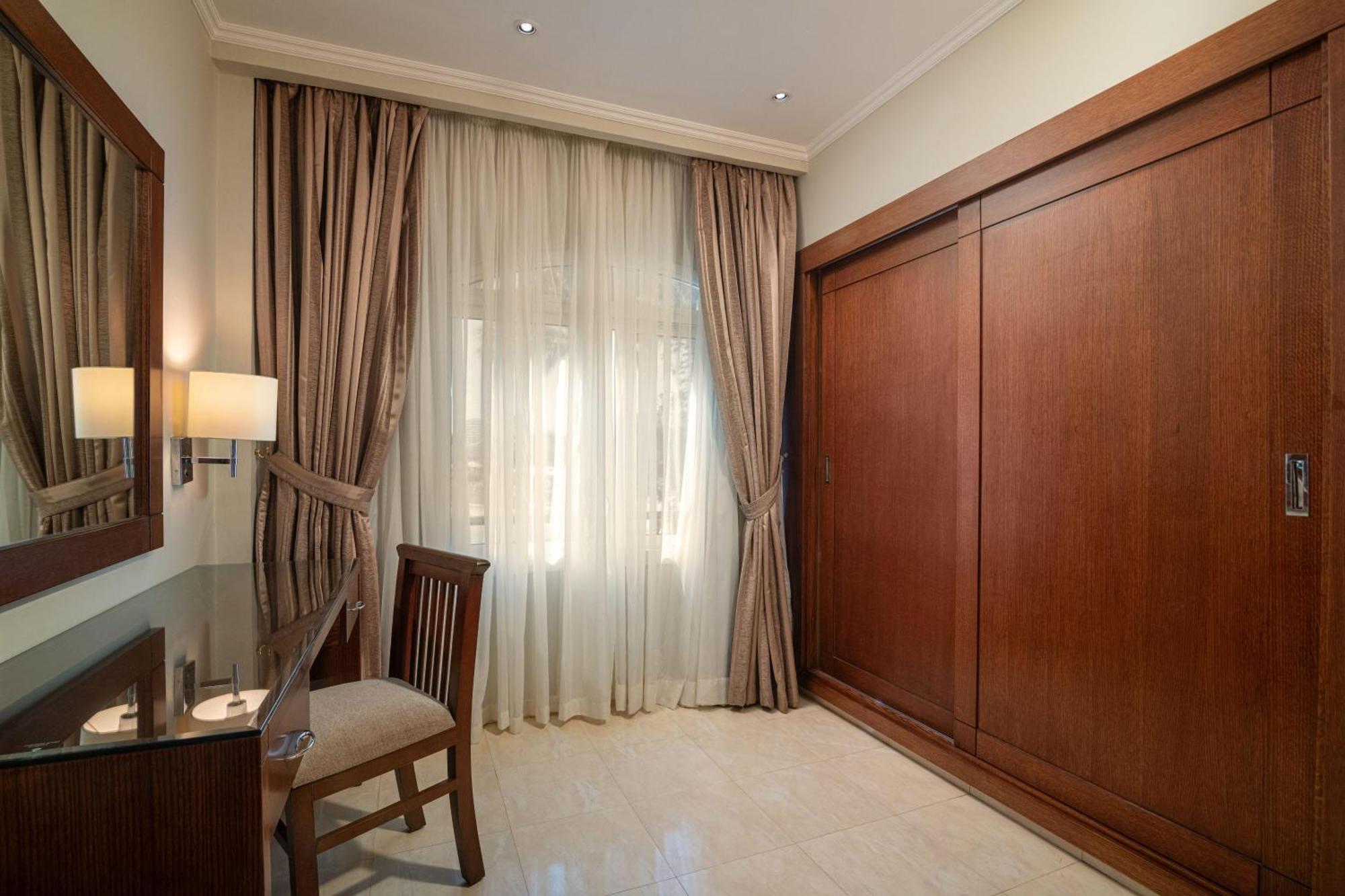 Premium Jacuzzi Suite Adults Only